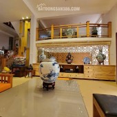 BIỆT THỰ NHÀ VƯỜN – ngang 8m dài 20m 5 tầng Sân vườn Đường 12m View Sông. Thủ Đức